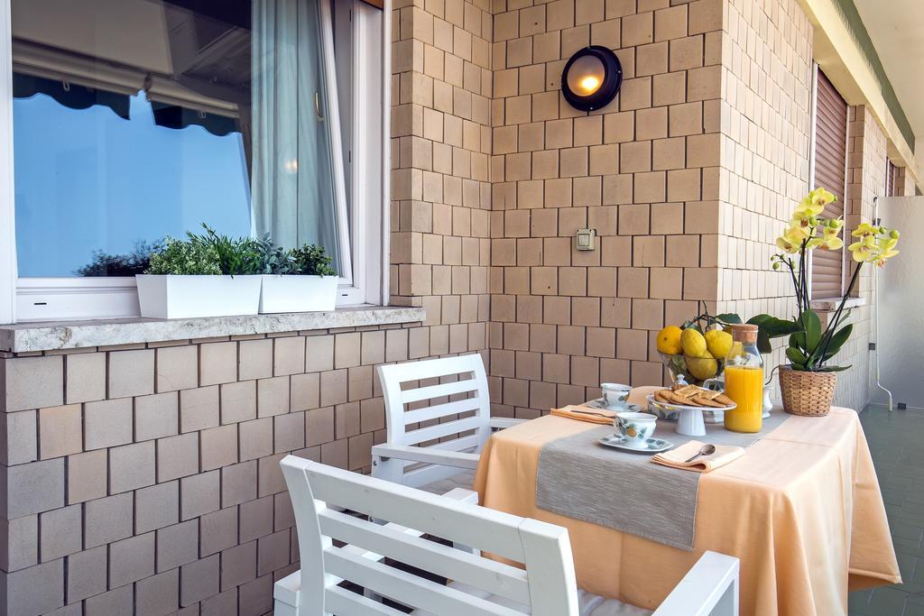 Angelina Apartments Amalfi Coast Maiori Luaran gambar