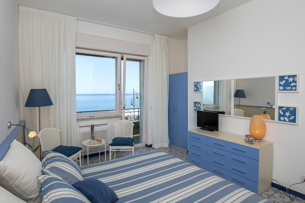 Angelina Apartments Amalfi Coast Maiori Luaran gambar